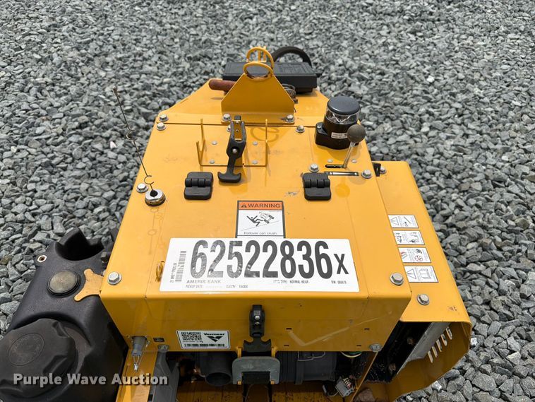 image for item YA4306 2021 Vermeer SPX25 vibratory cable plow