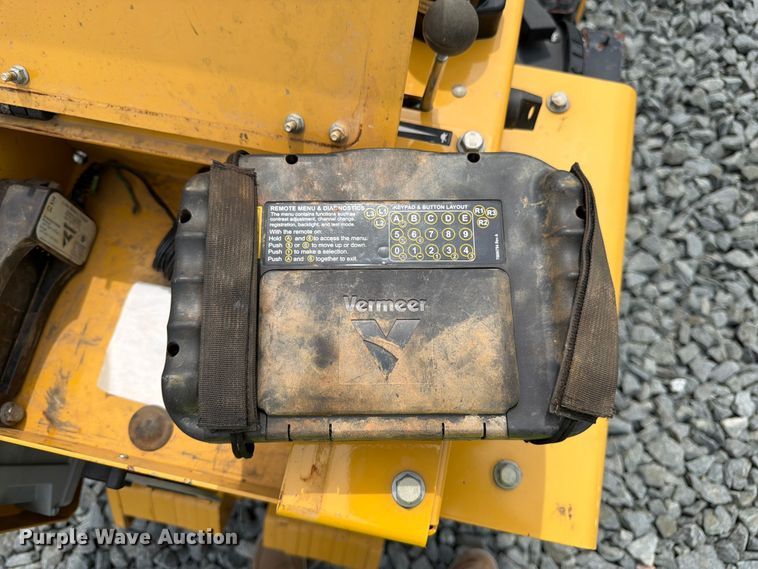 image for item YA4306 2021 Vermeer SPX25 vibratory cable plow