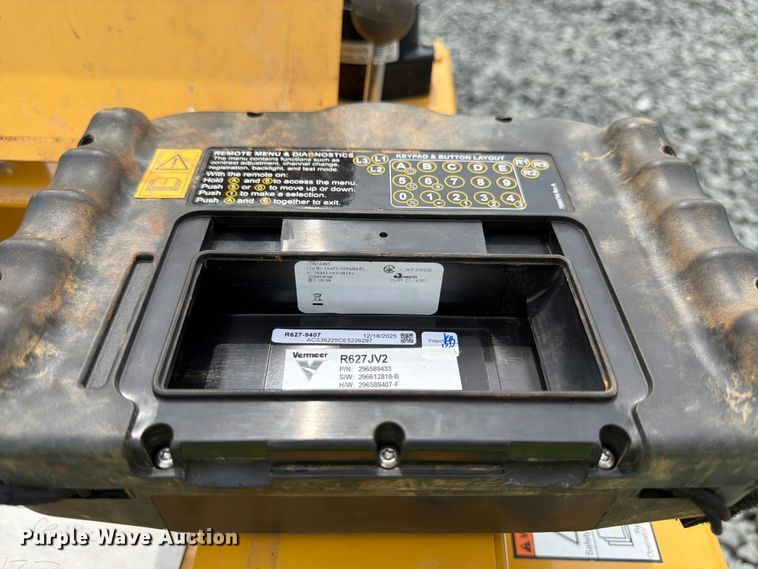 image for item YA4306 2021 Vermeer SPX25 vibratory cable plow
