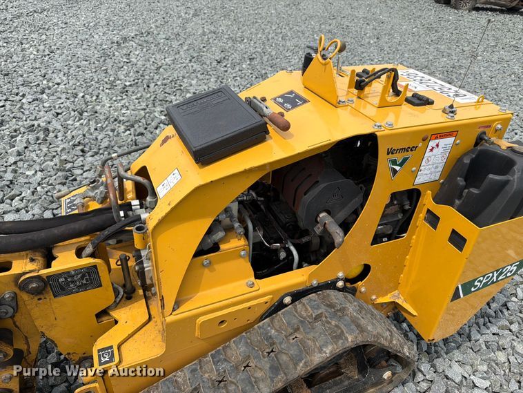 image for item YA4306 2021 Vermeer SPX25 vibratory cable plow