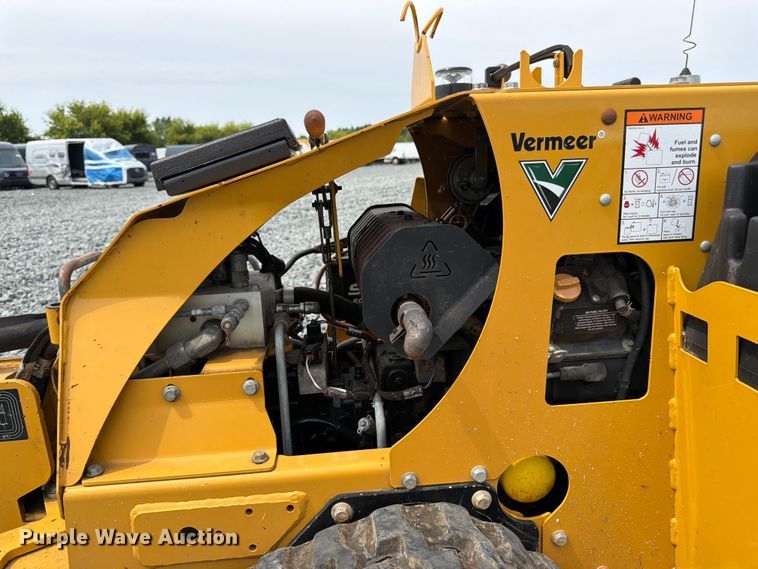 image for item YA4306 2021 Vermeer SPX25 vibratory cable plow
