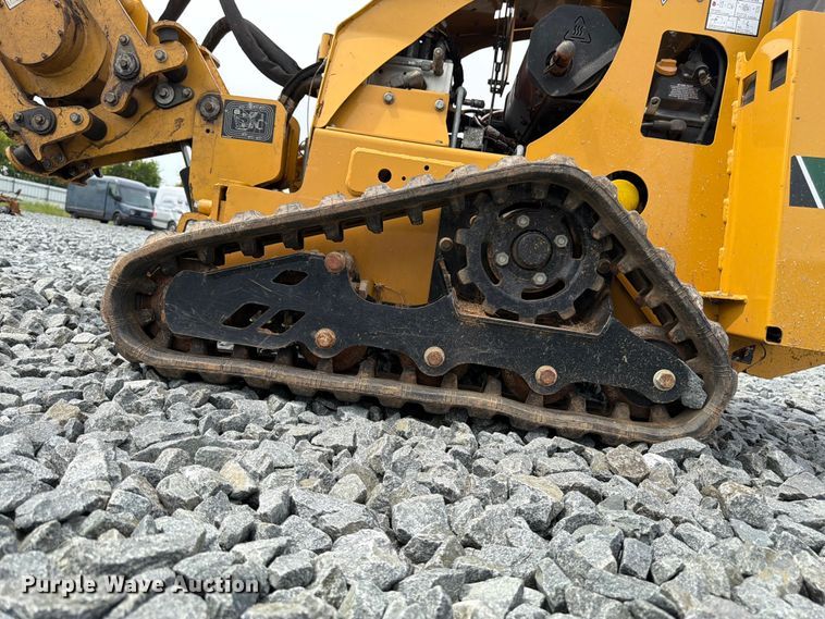image for item YA4306 2021 Vermeer SPX25 vibratory cable plow