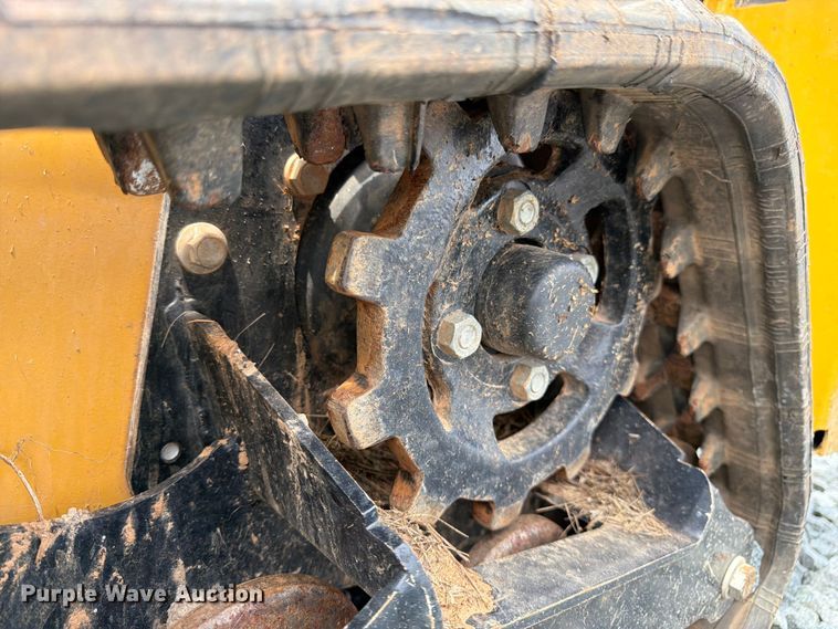 image for item YA4306 2021 Vermeer SPX25 vibratory cable plow