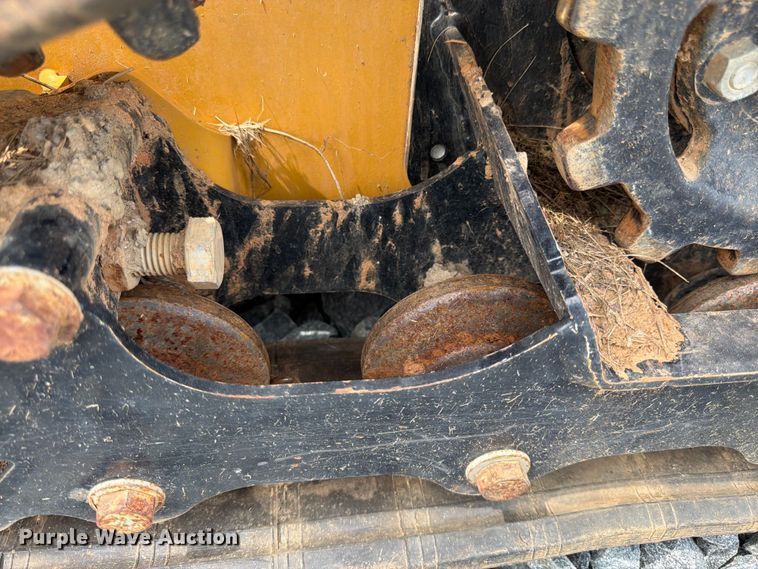 image for item YA4306 2021 Vermeer SPX25 vibratory cable plow