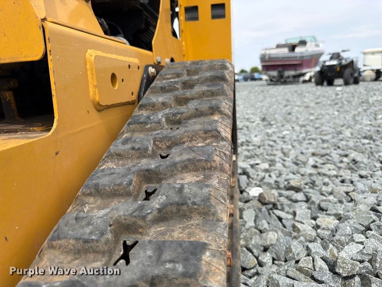 image for item YA4306 2021 Vermeer SPX25 vibratory cable plow