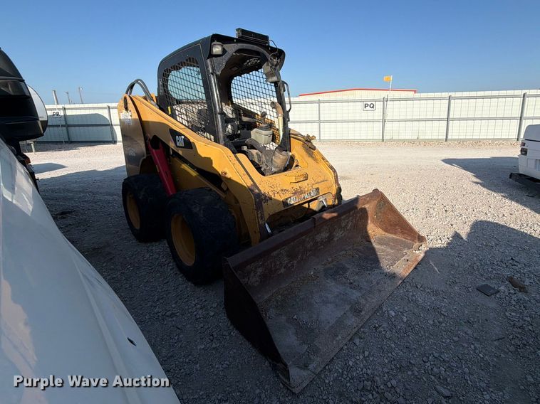image for item YA4315 2009 Caterpillar 246C skid steer loader