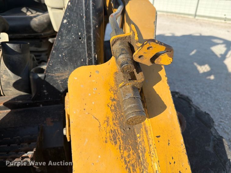 image for item YA4315 2009 Caterpillar 246C skid steer loader