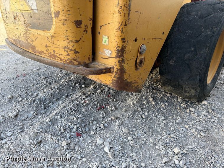 image for item YA4315 2009 Caterpillar 246C skid steer loader