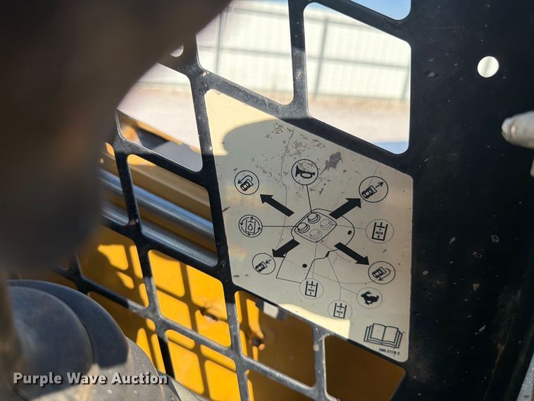 image for item YA4315 2009 Caterpillar 246C skid steer loader