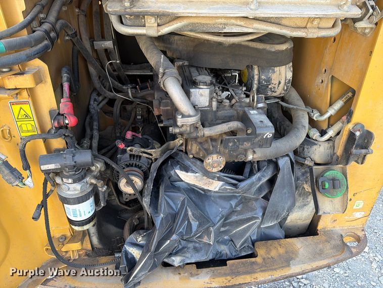 image for item YA4315 2009 Caterpillar 246C skid steer loader