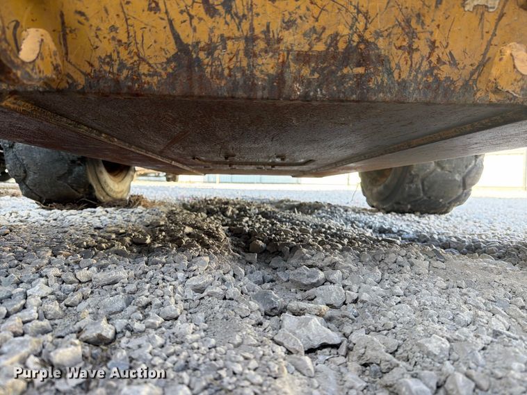 image for item YA4315 2009 Caterpillar 246C skid steer loader