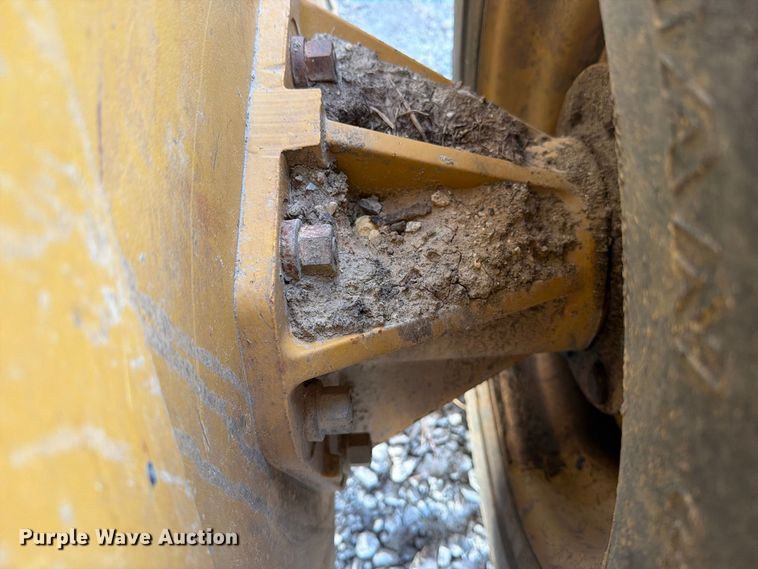 image for item YA4315 2009 Caterpillar 246C skid steer loader