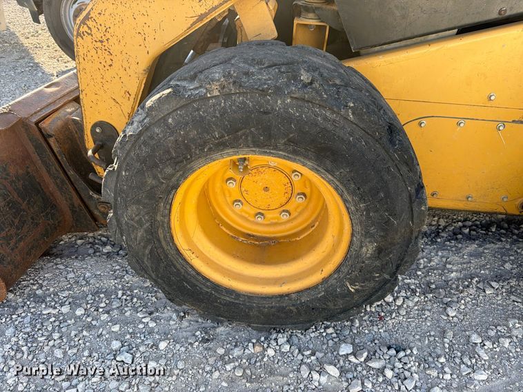 image for item YA4315 2009 Caterpillar 246C skid steer loader