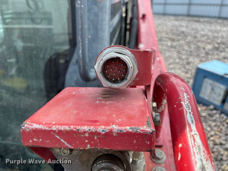 image for item YA4380 2014 Takeuchi TL10 tracked skid steer loader