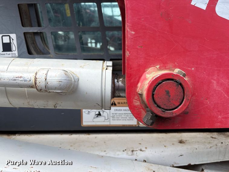 image for item YA4380 2014 Takeuchi TL10 tracked skid steer loader
