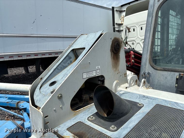 image for item YA4380 2014 Takeuchi TL10 tracked skid steer loader