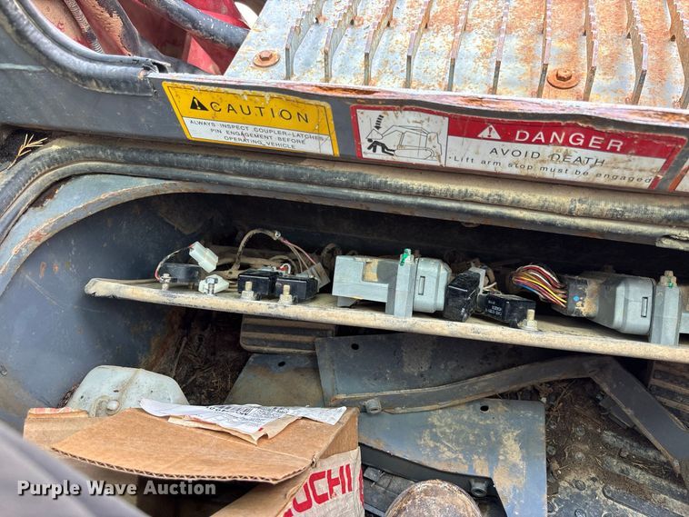 image for item YA4380 2014 Takeuchi TL10 tracked skid steer loader