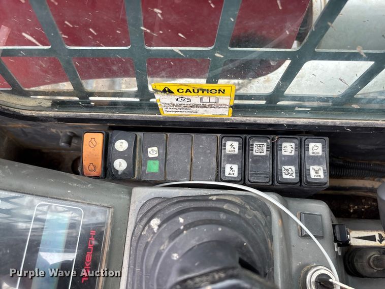 image for item YA4380 2014 Takeuchi TL10 tracked skid steer loader