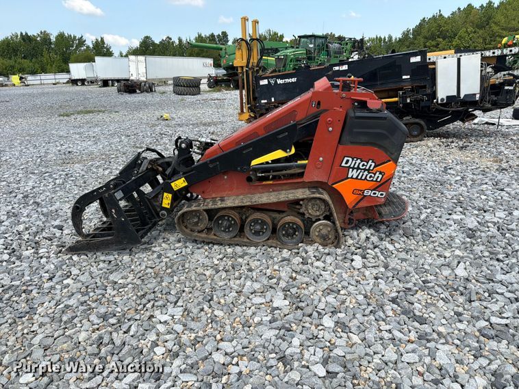 image for item YA4418 2025 Ditch Witch SK900 compact utility loader