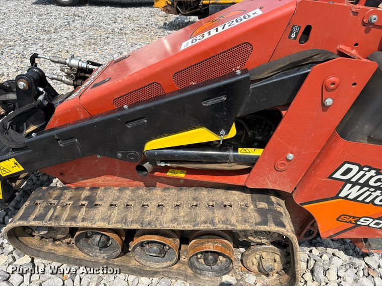 image for item YA4418 2025 Ditch Witch SK900 compact utility loader
