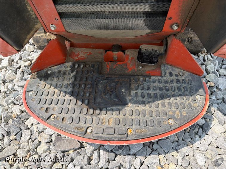 image for item YA4418 2025 Ditch Witch SK900 compact utility loader