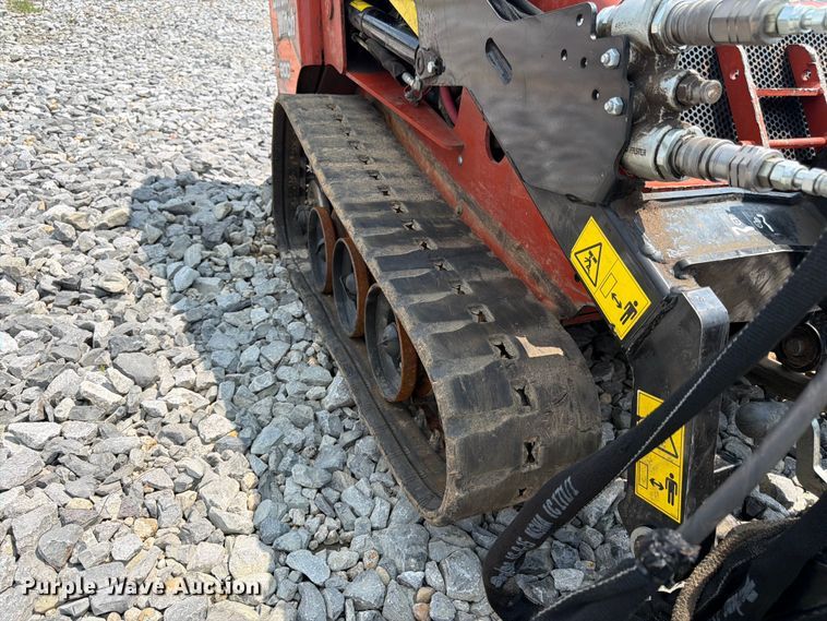 image for item YA4418 2025 Ditch Witch SK900 compact utility loader