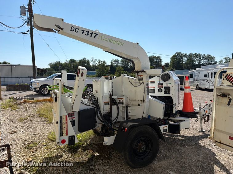 image for item YA4443 2019 Altec DC1317 wood chipper