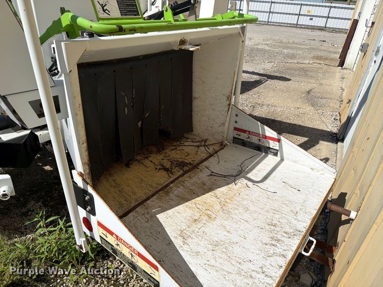 image for item YA4443 2019 Altec DC1317 wood chipper