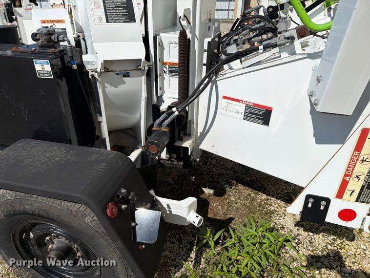 image for item YA4443 2019 Altec DC1317 wood chipper