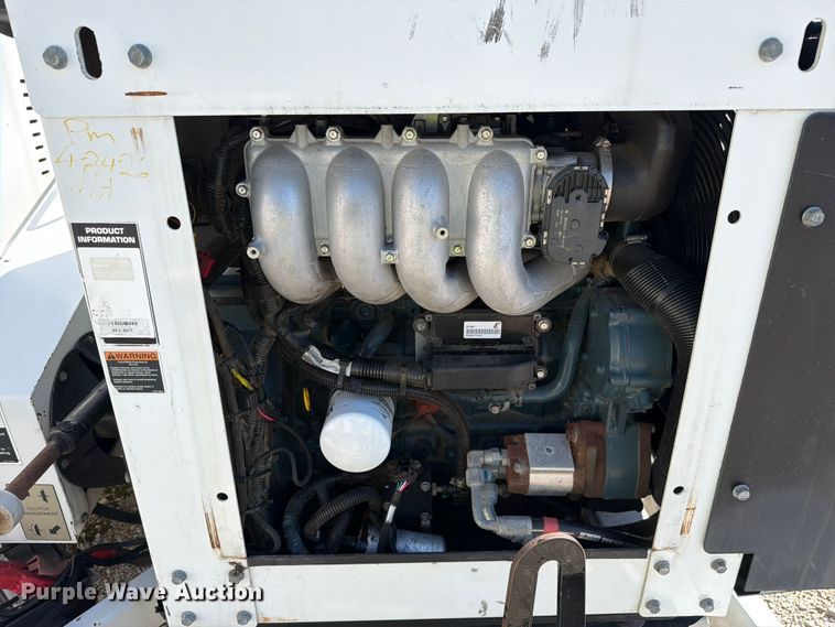 image for item YA4443 2019 Altec DC1317 wood chipper
