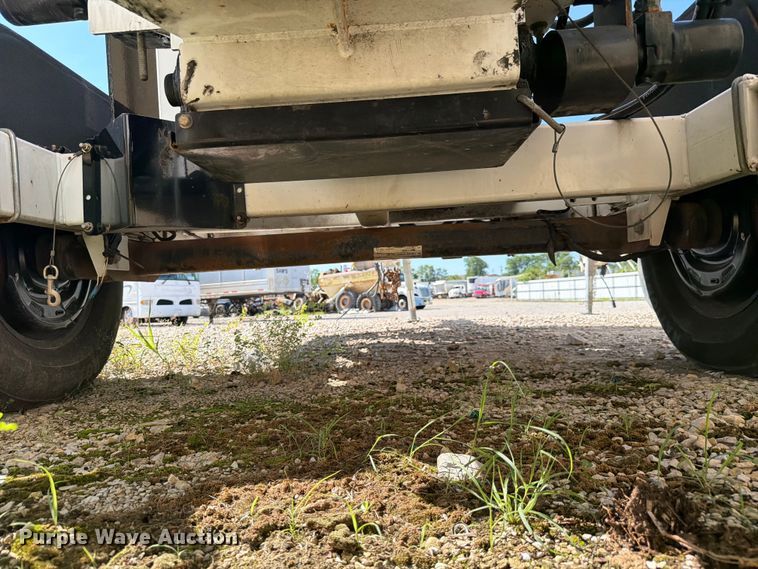 image for item YA4443 2019 Altec DC1317 wood chipper