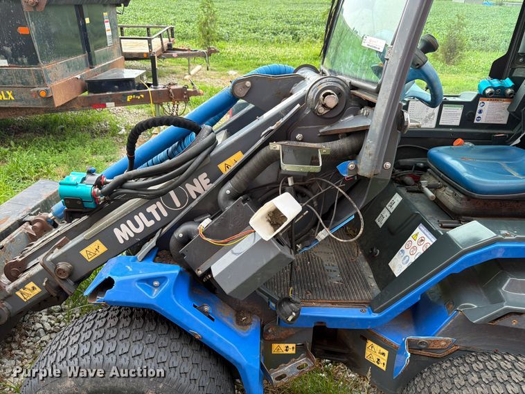 image for item YA4447 2016 Multione M1 8.4S compact wheel loader