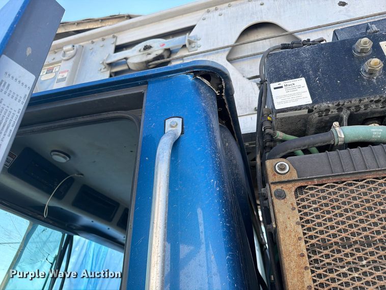 image for item YA4455 2023 Mack Terrapro material conveyor truck