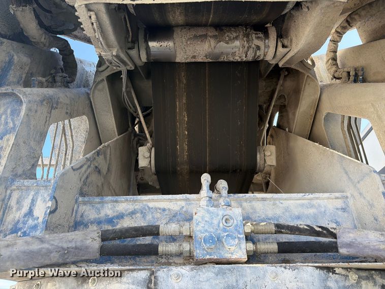 image for item YA4455 2023 Mack Terrapro material conveyor truck