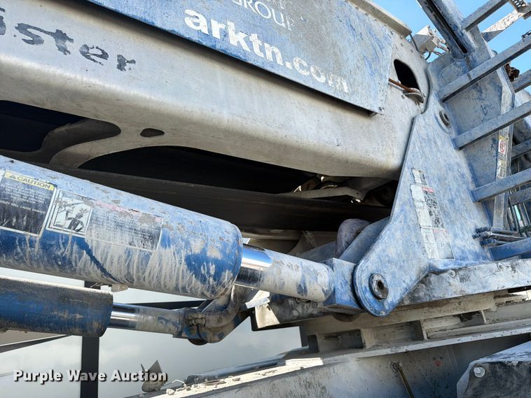 image for item YA4455 2023 Mack Terrapro material conveyor truck