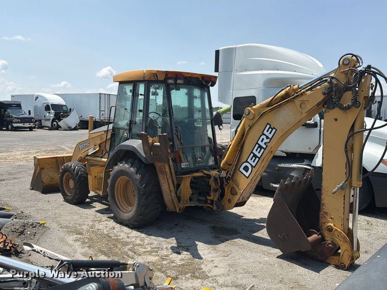 image for item YA4483 2006 John Deere 310SG backhoe