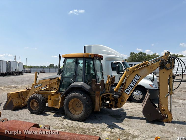 image for item YA4483 2006 John Deere 310SG backhoe