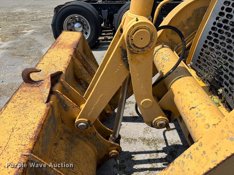 image for item YA4483 2006 John Deere 310SG backhoe