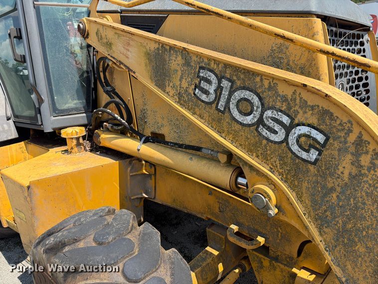 image for item YA4483 2006 John Deere 310SG backhoe