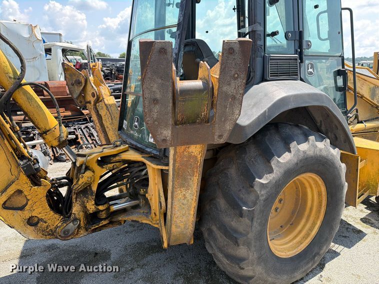 image for item YA4483 2006 John Deere 310SG backhoe