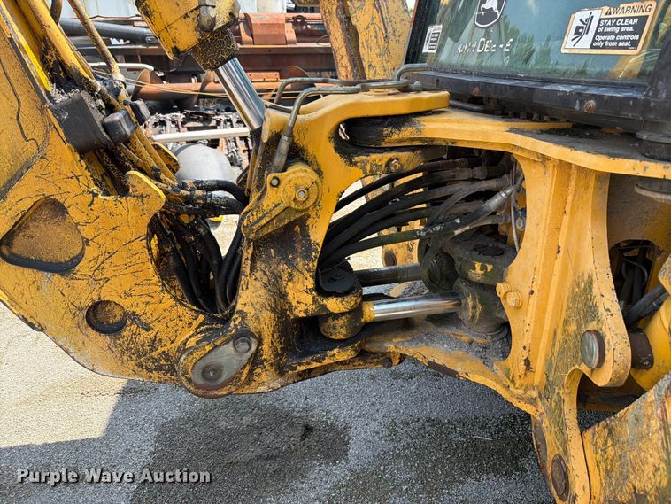 image for item YA4483 2006 John Deere 310SG backhoe