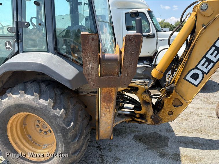 image for item YA4483 2006 John Deere 310SG backhoe