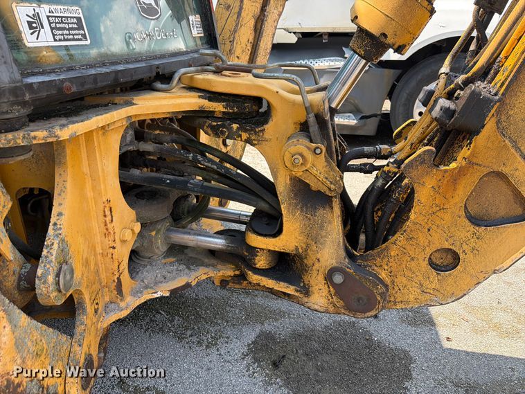 image for item YA4483 2006 John Deere 310SG backhoe