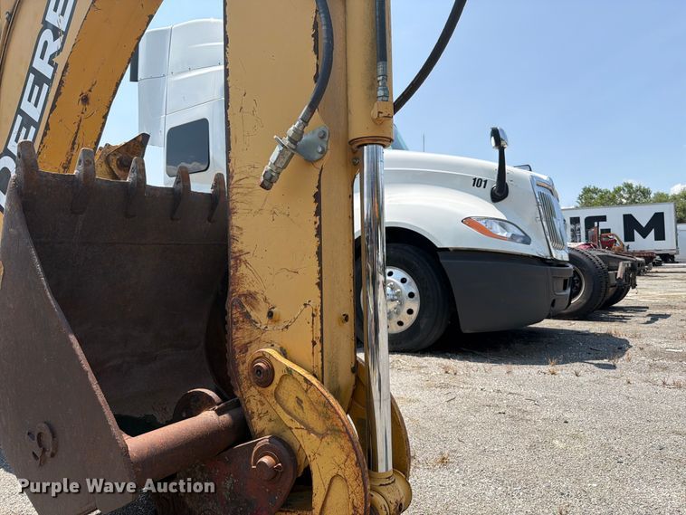 image for item YA4483 2006 John Deere 310SG backhoe