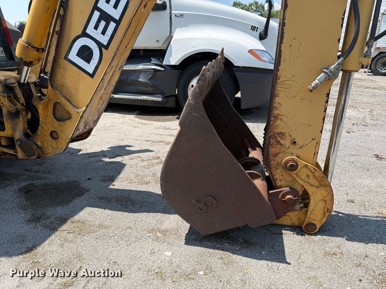 image for item YA4483 2006 John Deere 310SG backhoe