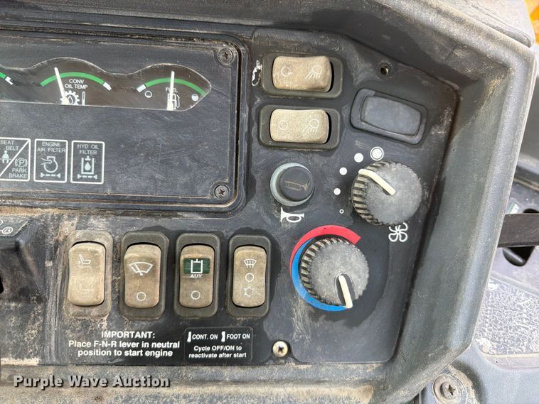 image for item YA4483 2006 John Deere 310SG backhoe