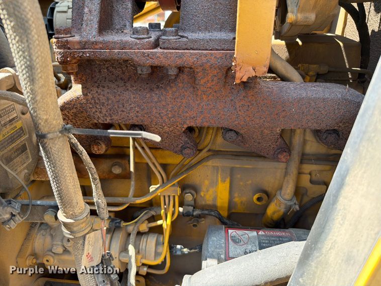 image for item YA4483 2006 John Deere 310SG backhoe
