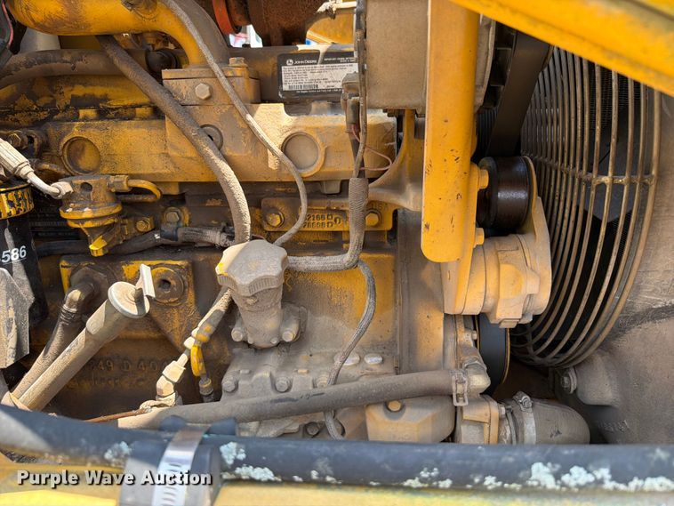 image for item YA4483 2006 John Deere 310SG backhoe