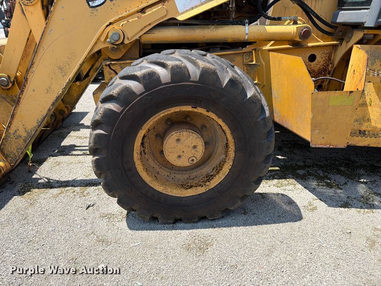 image for item YA4483 2006 John Deere 310SG backhoe