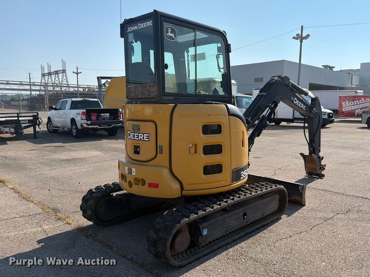 image for item YA4486 2015 John Deere 35G mini excavator